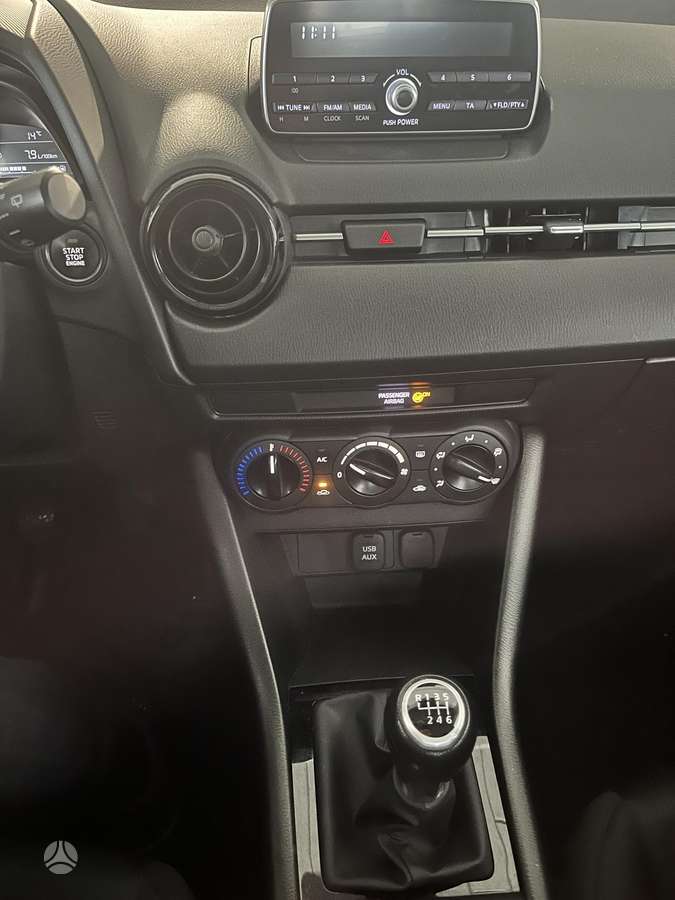 Mazda CX-3, 2.0 l., off-road / crossover