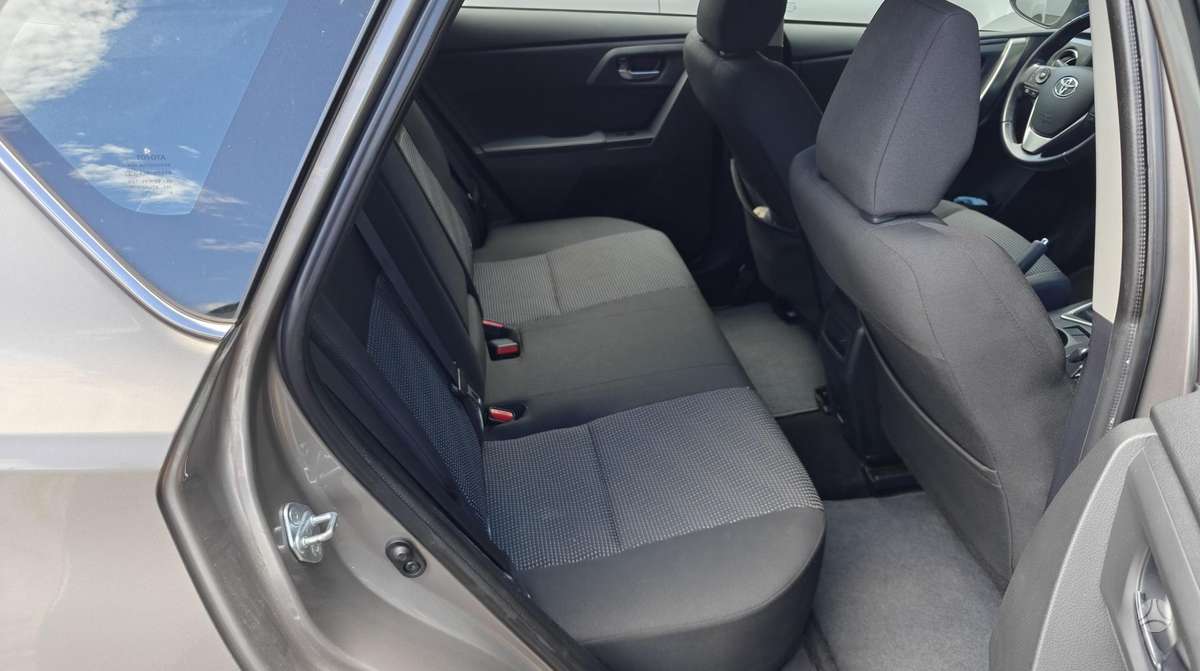 Toyota Auris - 9