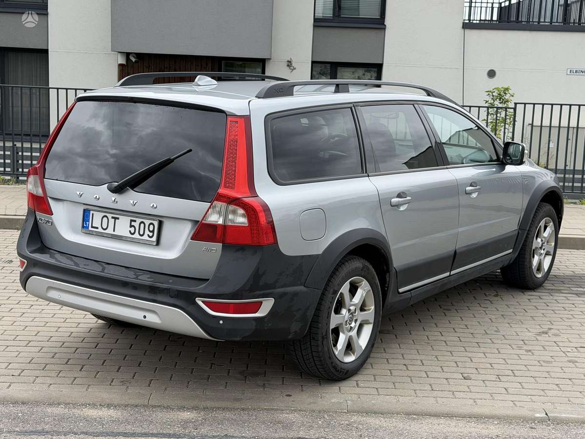 Volvo XC70, 2.4 l., Универсал