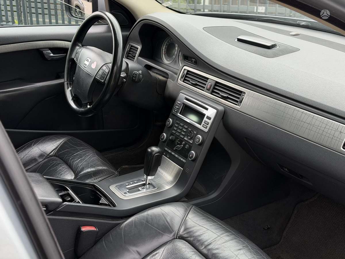 Volvo XC70, 2.4 l., Универсал