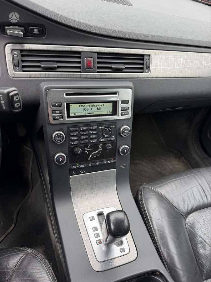 Volvo XC70, 2.4 l., Универсал