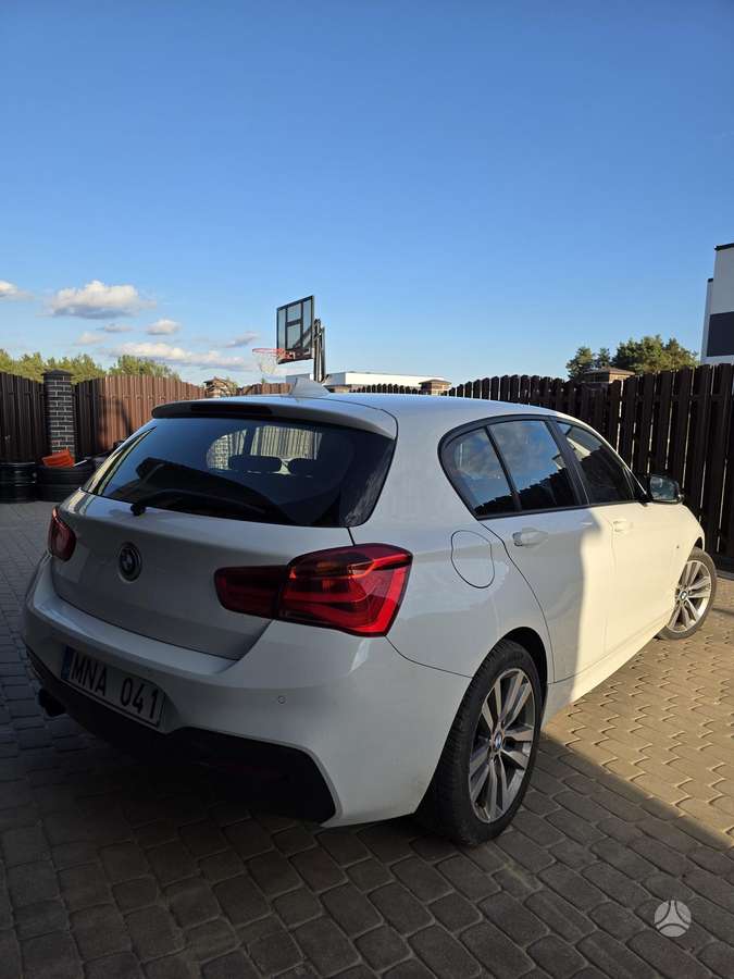 BMW 120, 2.0 l., Хэтчбек