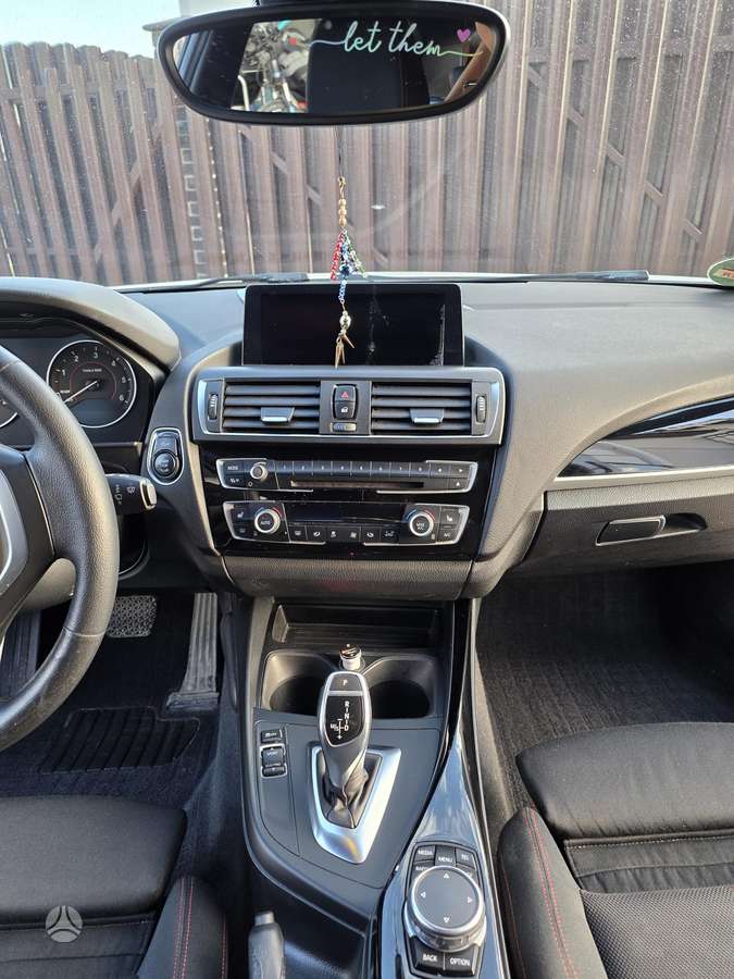 BMW 120, 2.0 l., Хэтчбек