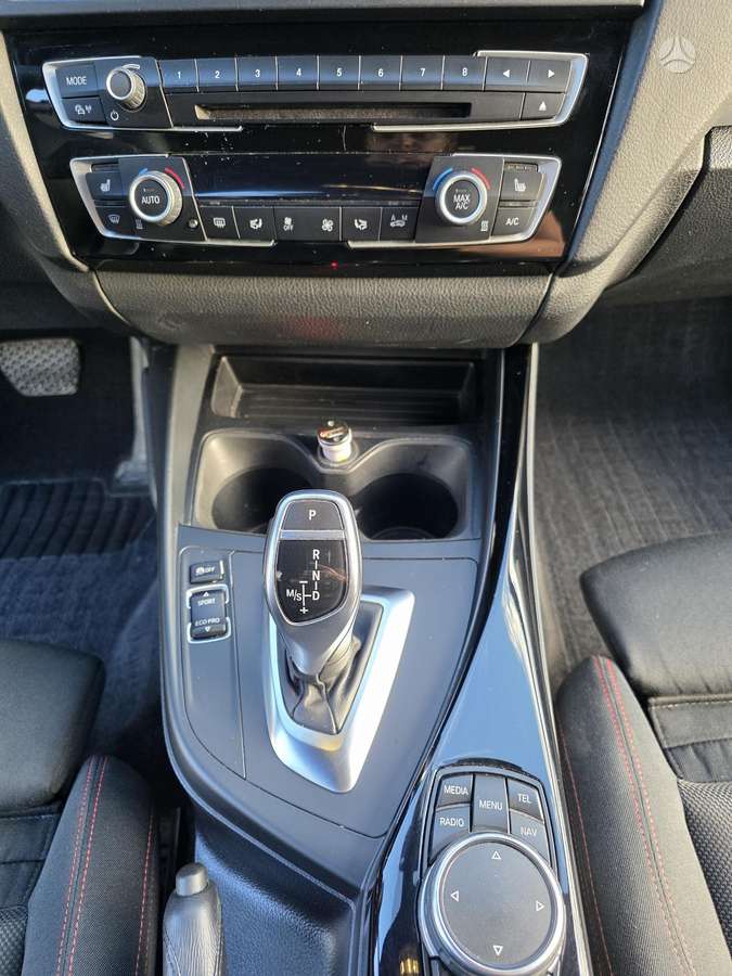 BMW 120, 2.0 l., Хэтчбек