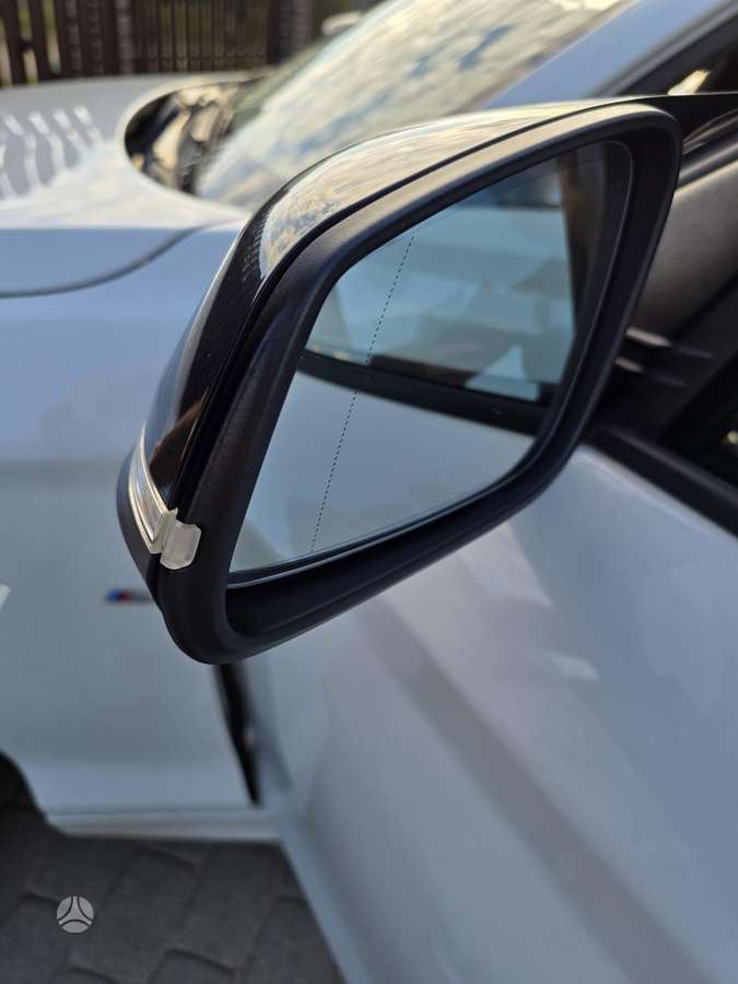 BMW 120, 2.0 l., Хэтчбек