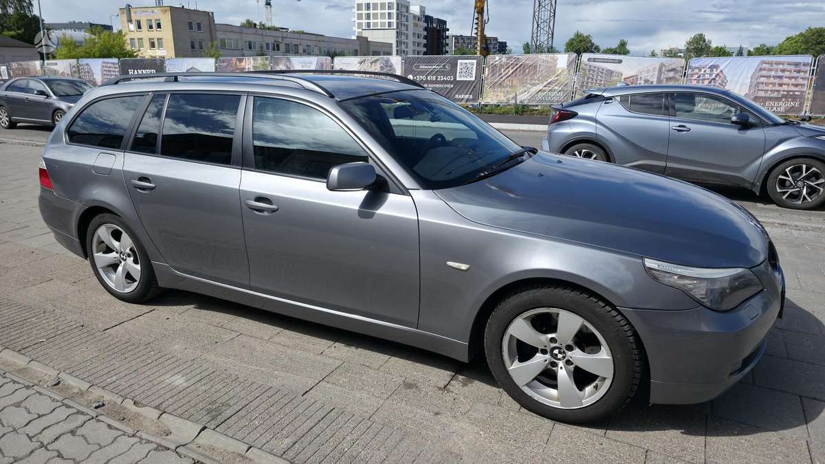 BMW 525, 3.0 l., Универсал
