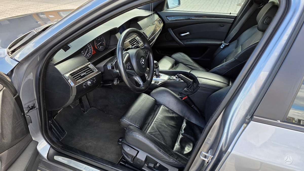 BMW 525, 3.0 l., Универсал