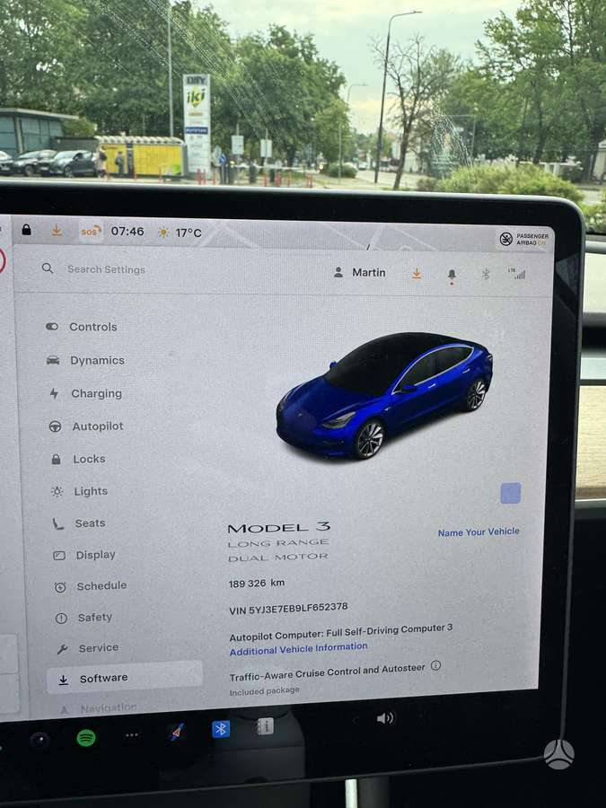 Tesla Model 3, 81 kWh, hatchback