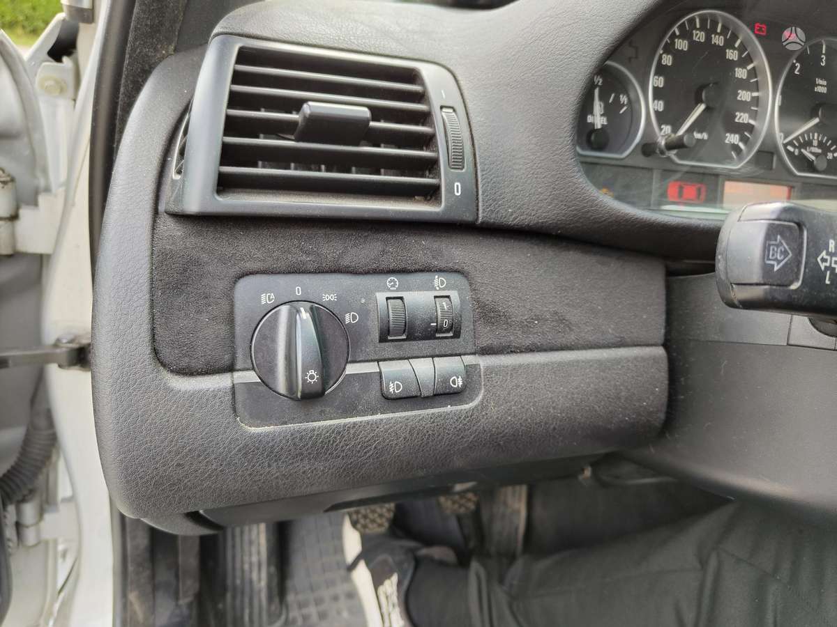 BMW 320, 2.0 l., universalas