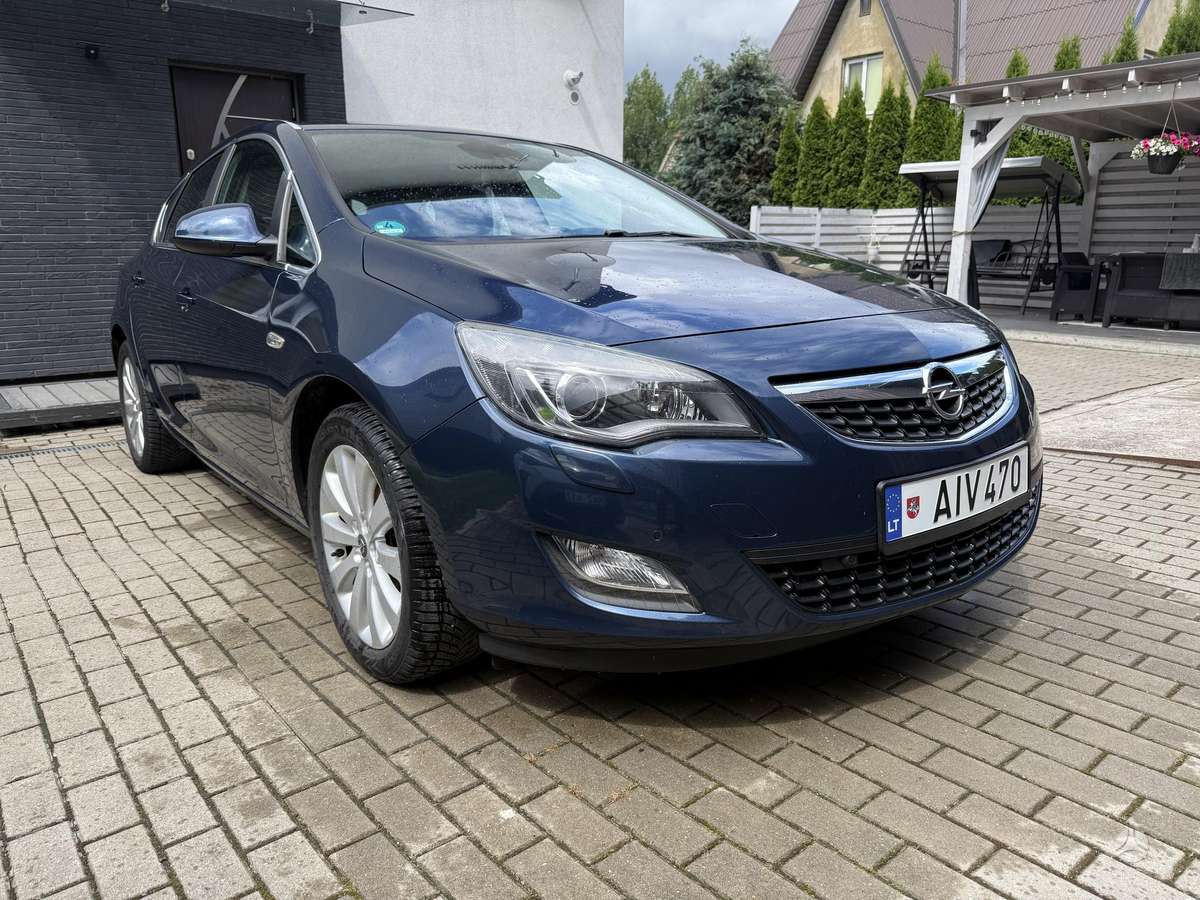 Opel Astra, 1.4 l., Хэтчбек