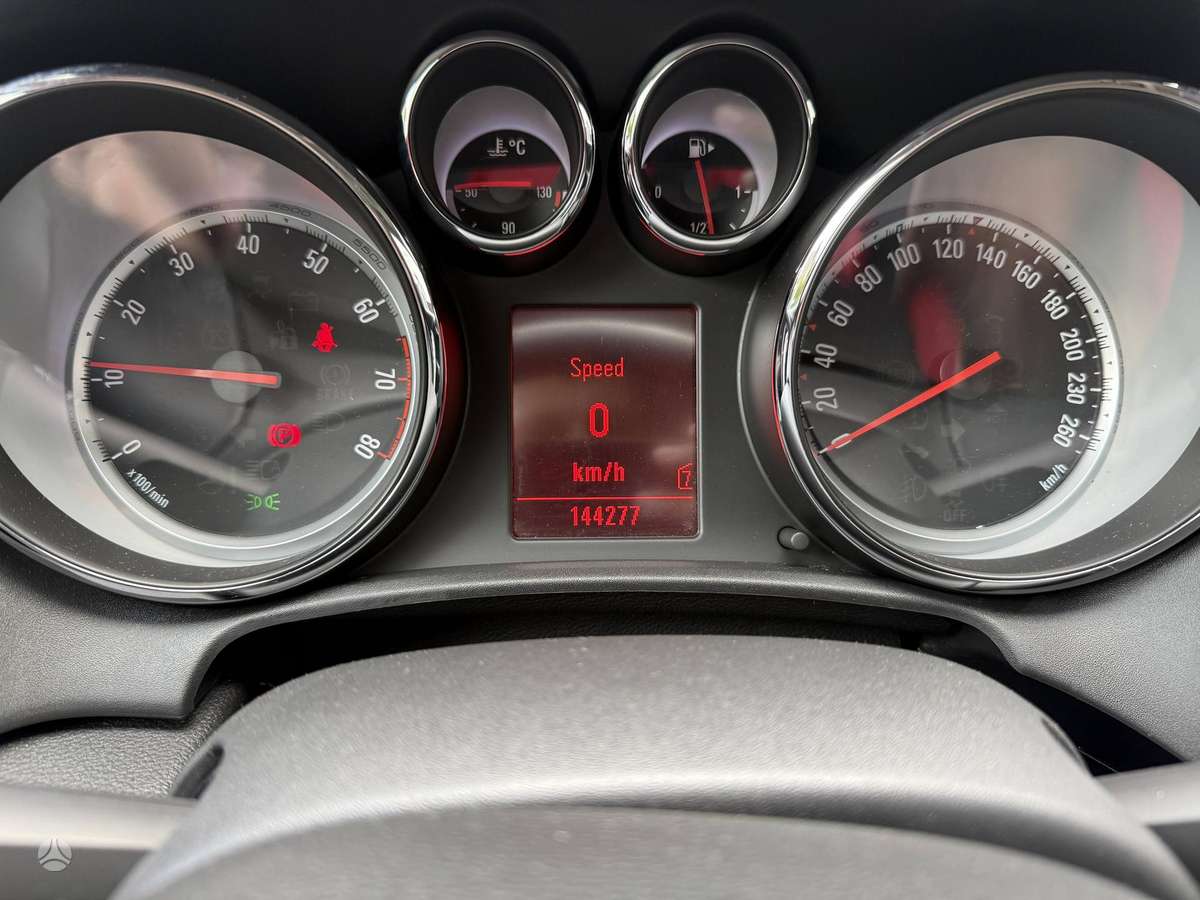 Opel Astra, 1.4 l., Хэтчбек