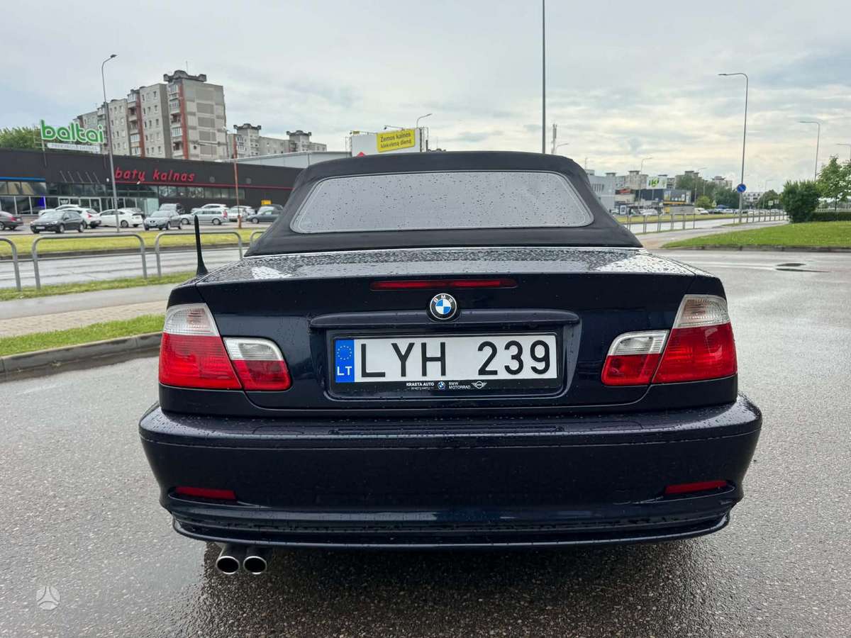 BMW 323, convertible