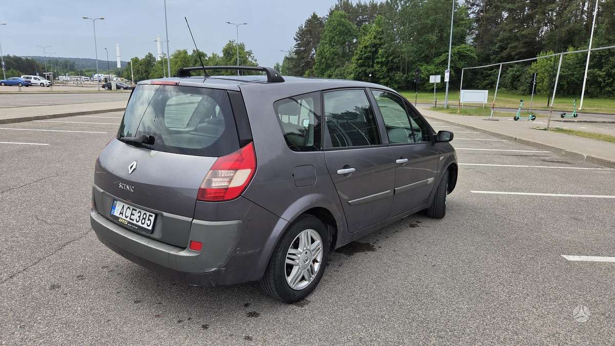 Renault Grand Scenic - 3