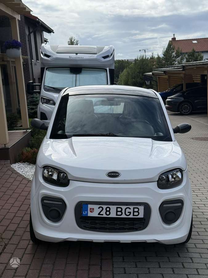 Microcar DUE, 0.5 l., hatchback