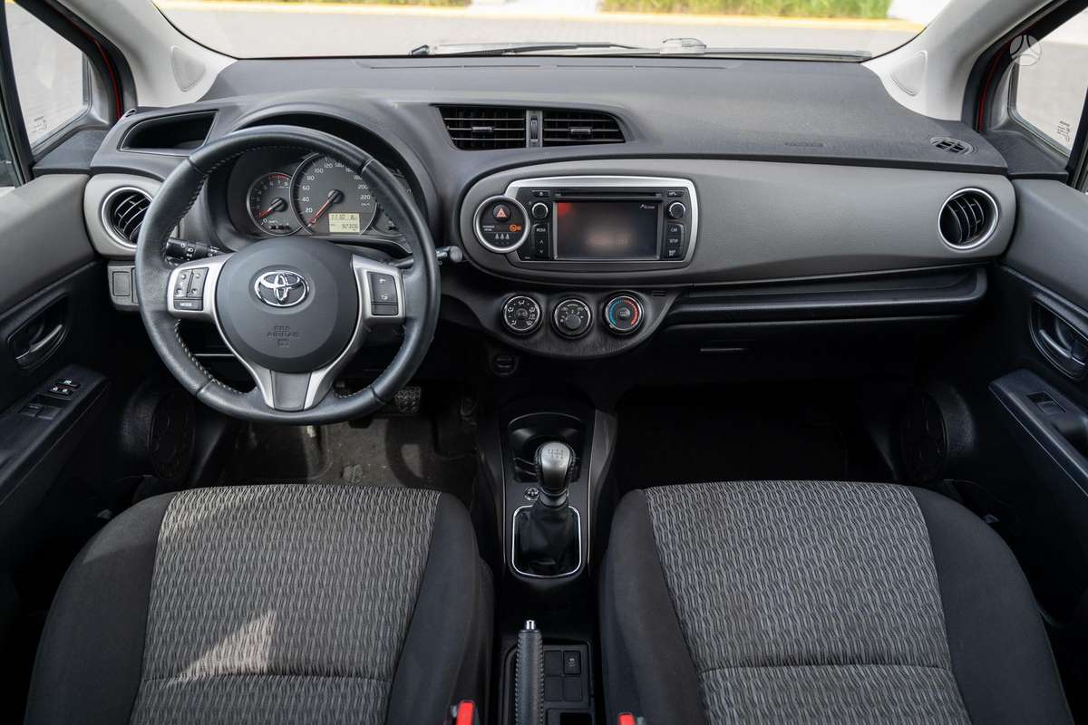 Toyota Yaris - 9