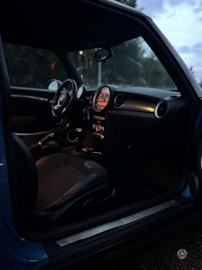 Mini Cooper S, 1.6 l., Хэтчбек