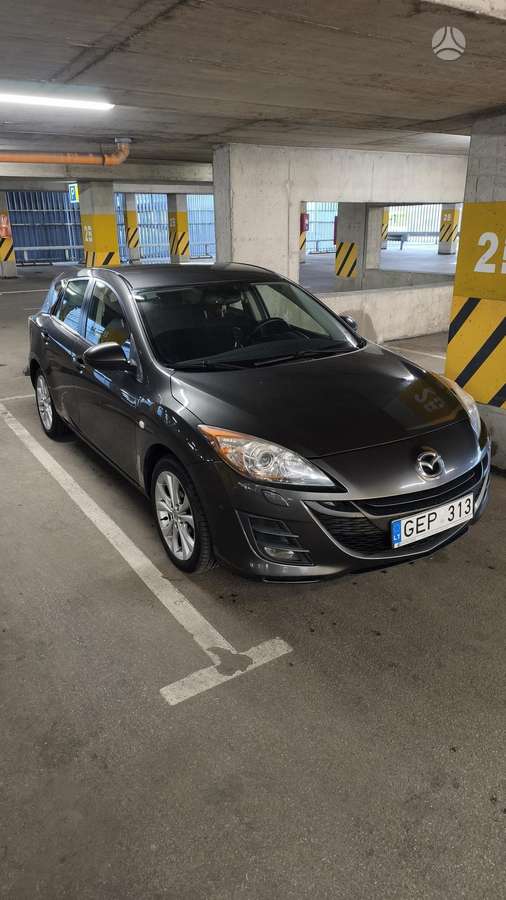Mazda 3, 1.6 l., hatchback