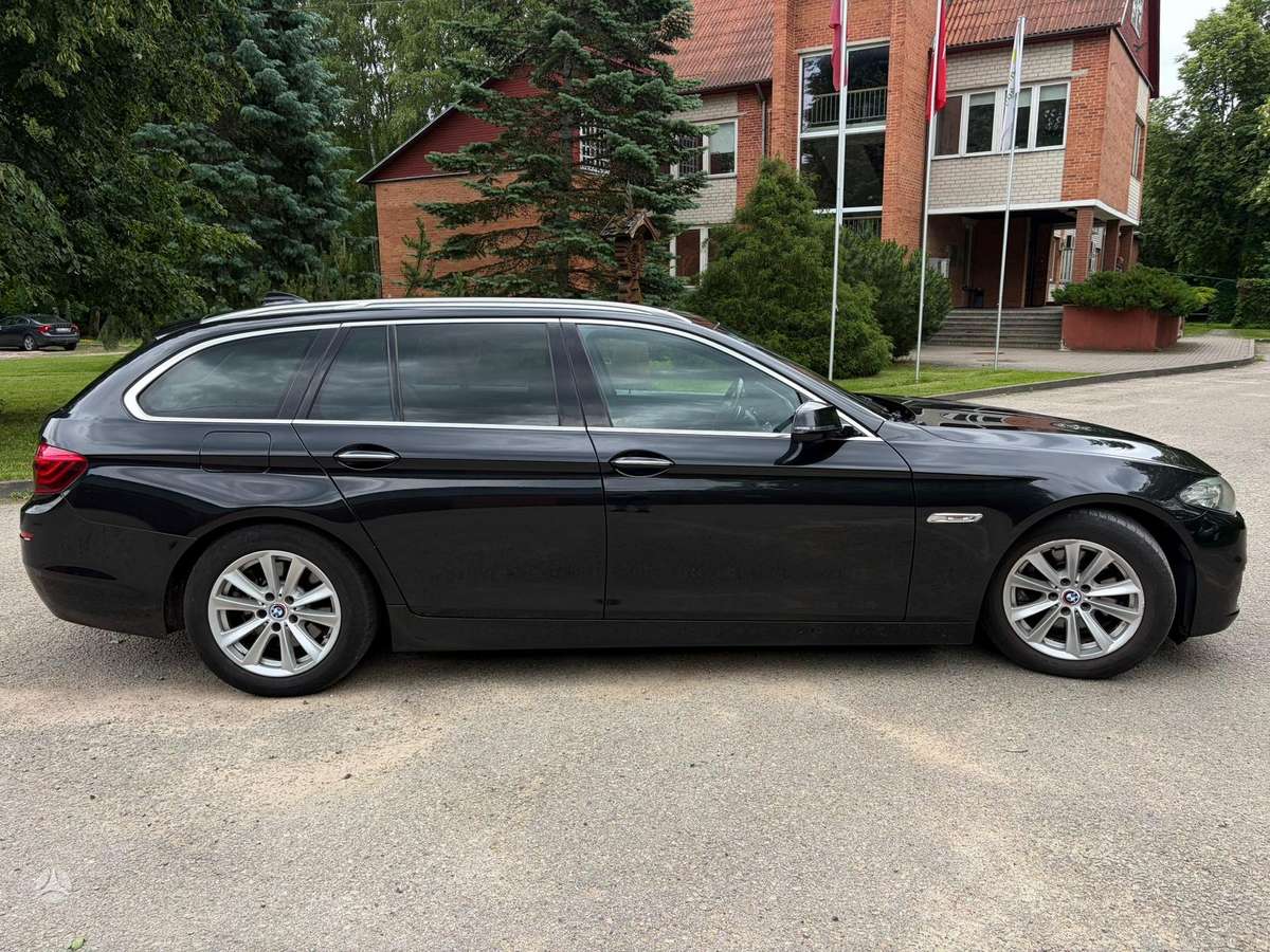 BMW 520, Универсал