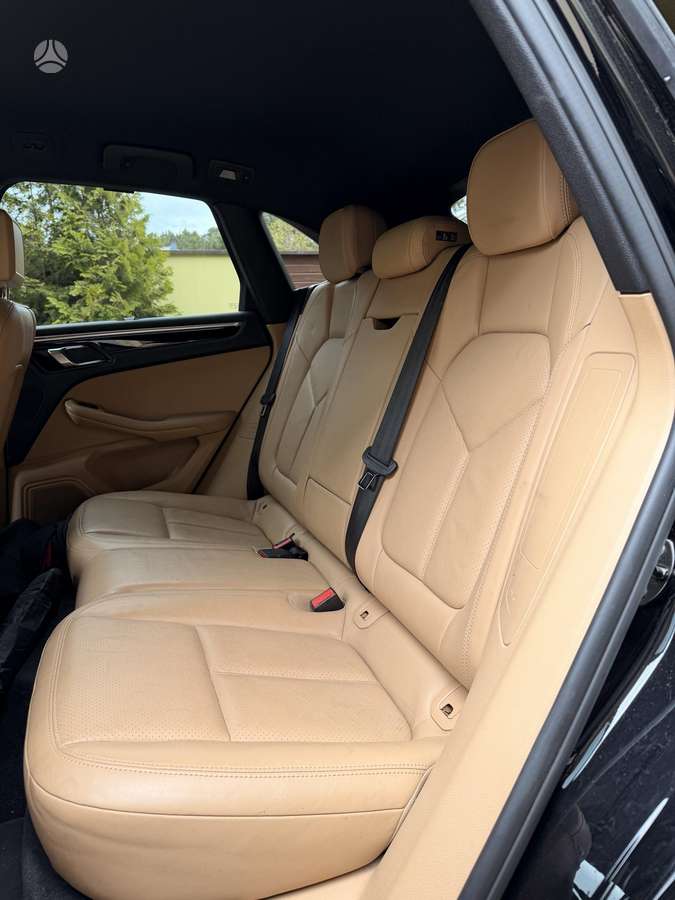 Porsche Macan, 2.0 l., mpv / minivan