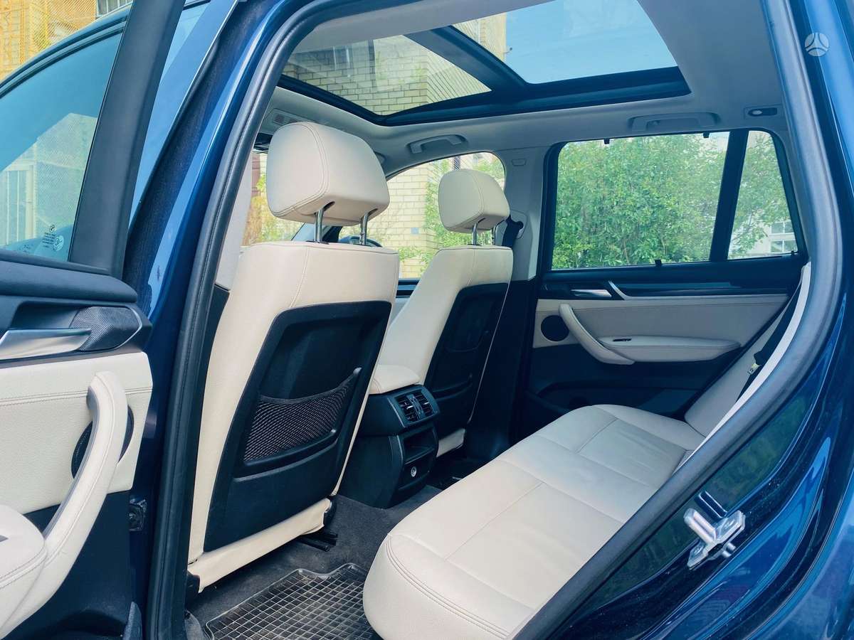BMW X3, 2.0 l., off-road / crossover
