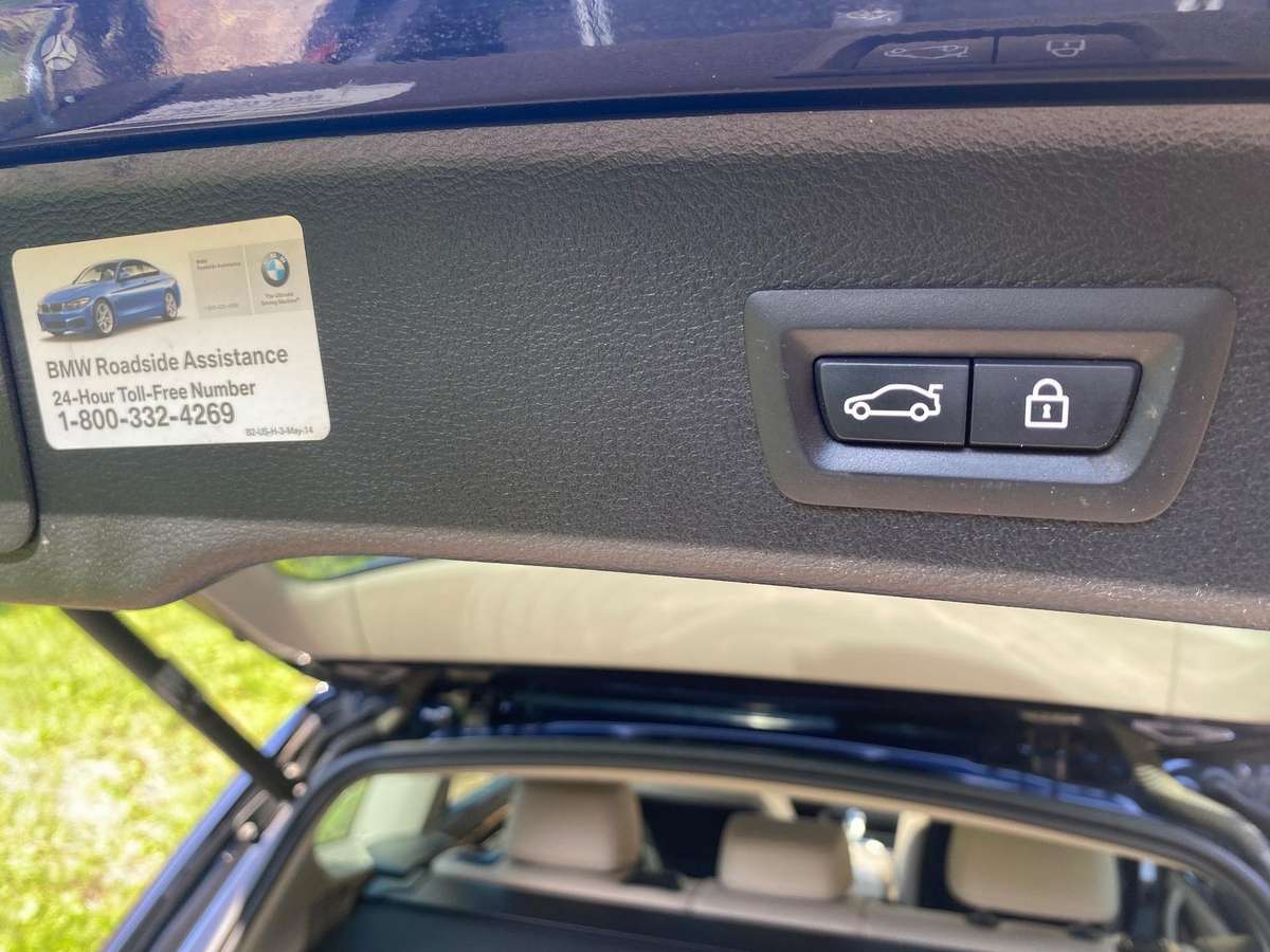 BMW X3, 2.0 l., off-road / crossover