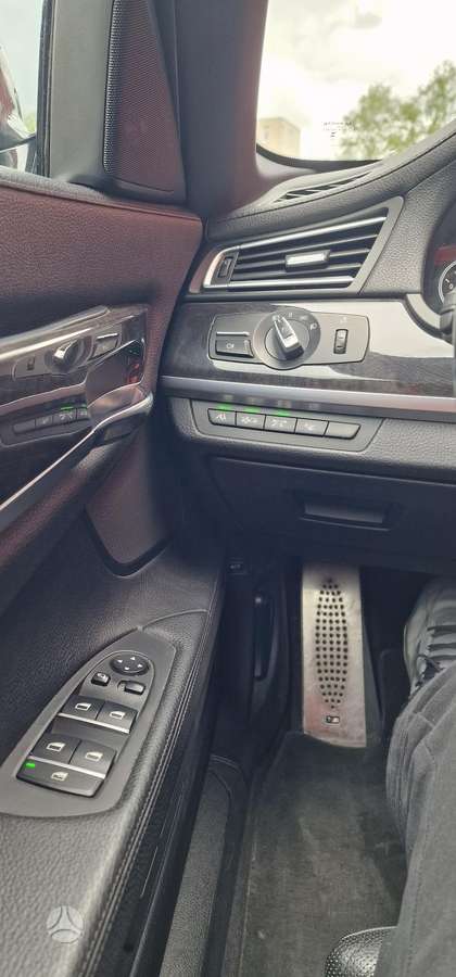 BMW 740, 3.0 l., Седан