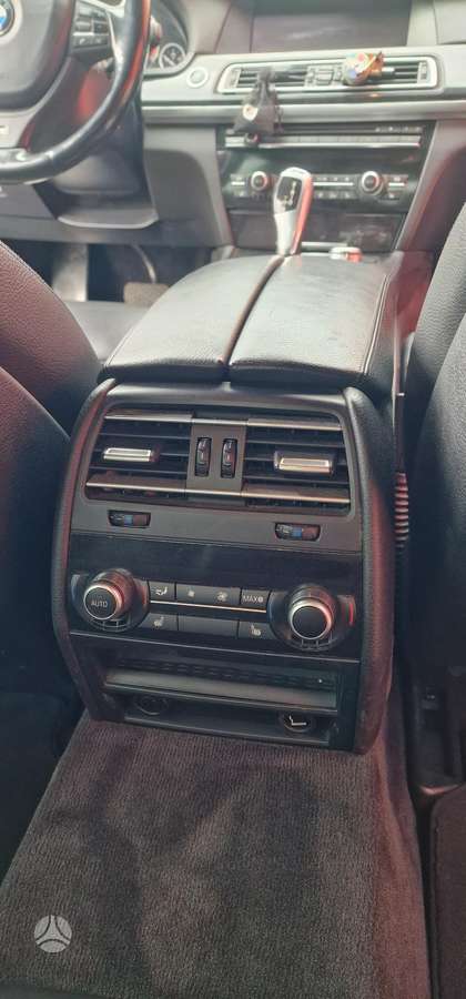 BMW 740, 3.0 l., Седан