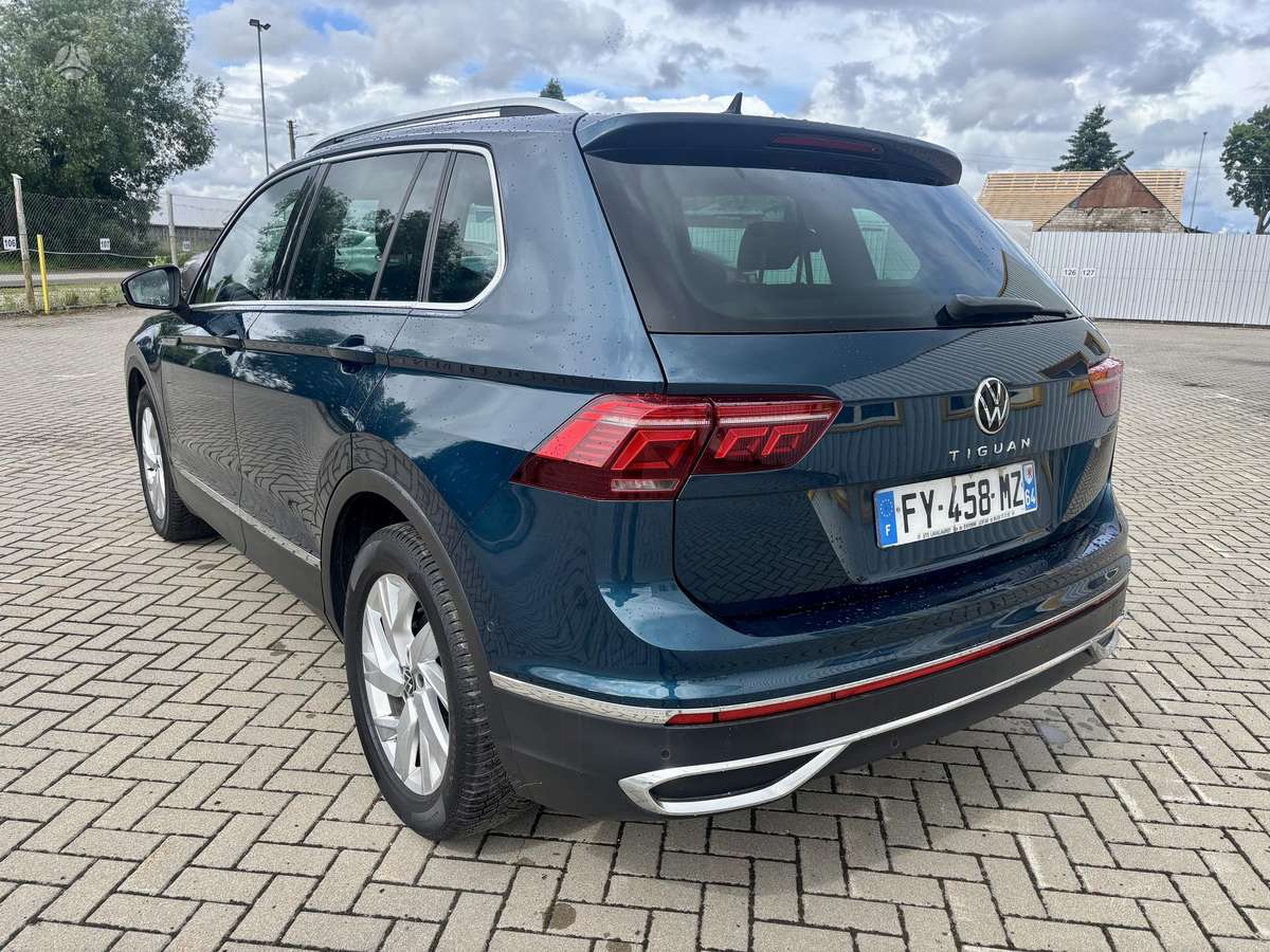 Volkswagen Tiguan - 4