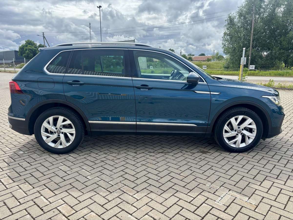 Volkswagen Tiguan - 5