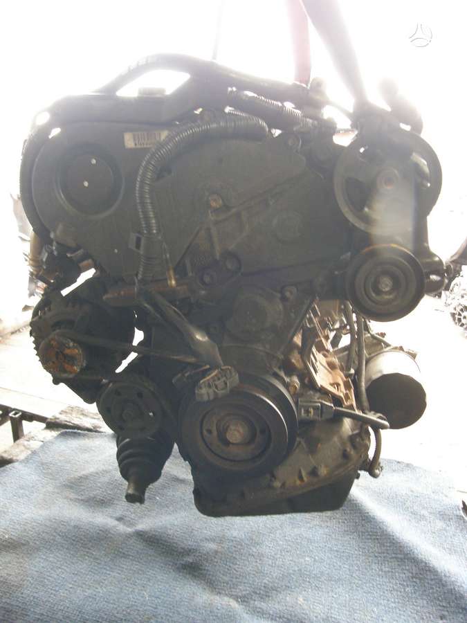 Toyota Avensis Variklis