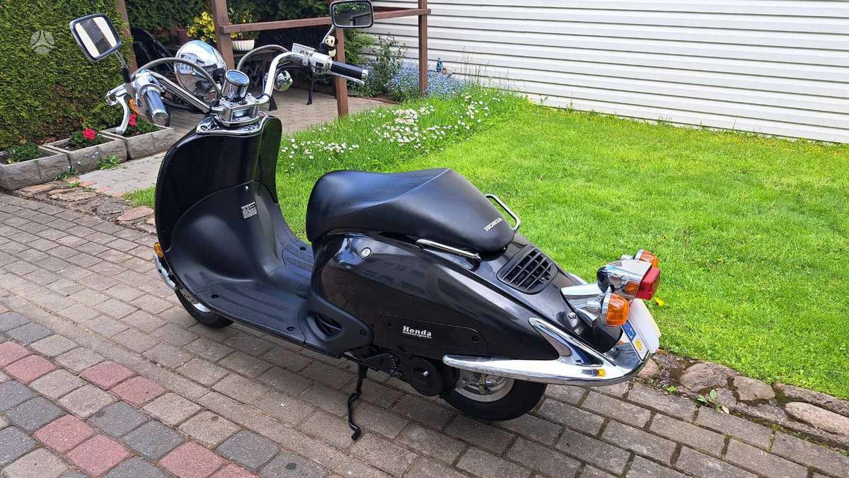 Honda SRX 50cc, scooters / mopeds