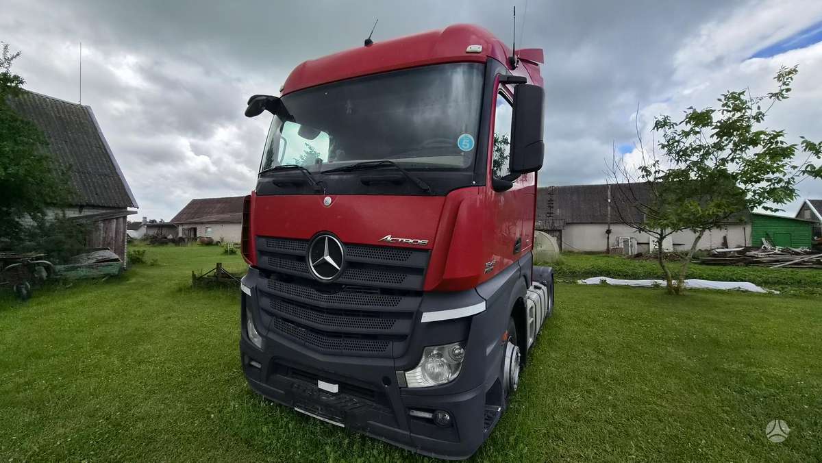 Mercedes-Benz Actros, double sleeper