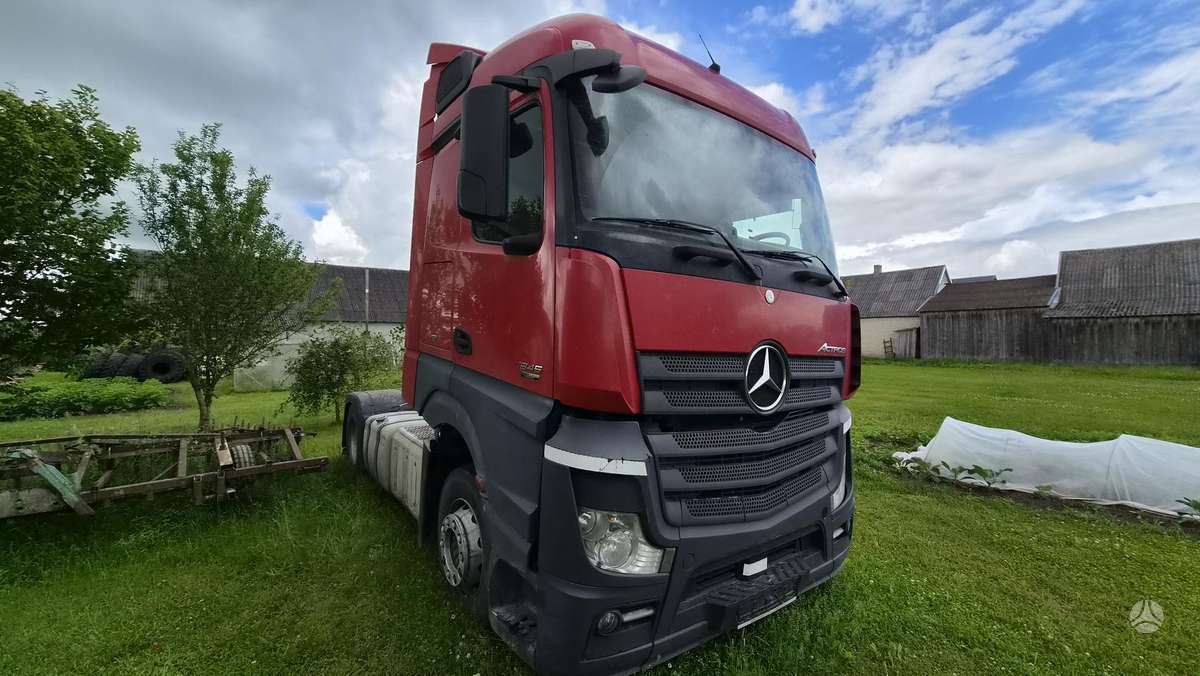 Mercedes-Benz Actros, double sleeper