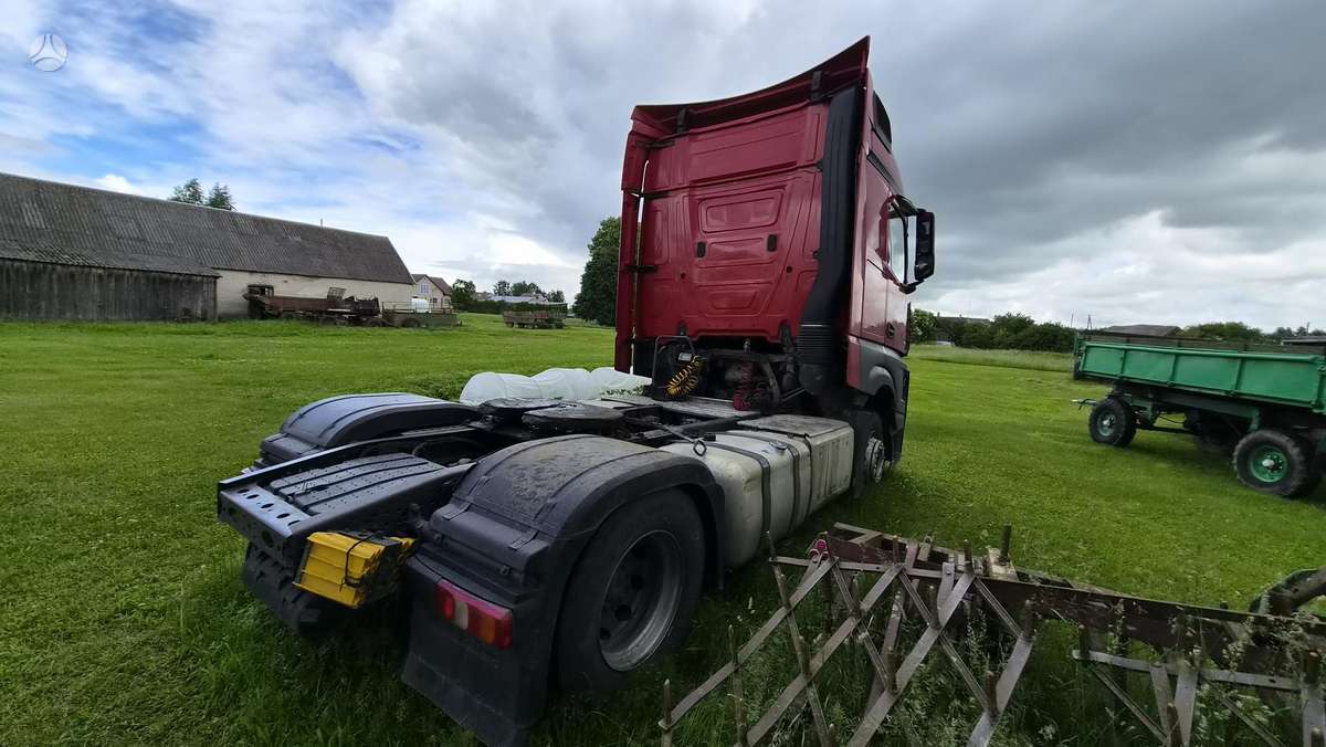 Mercedes-Benz Actros, double sleeper