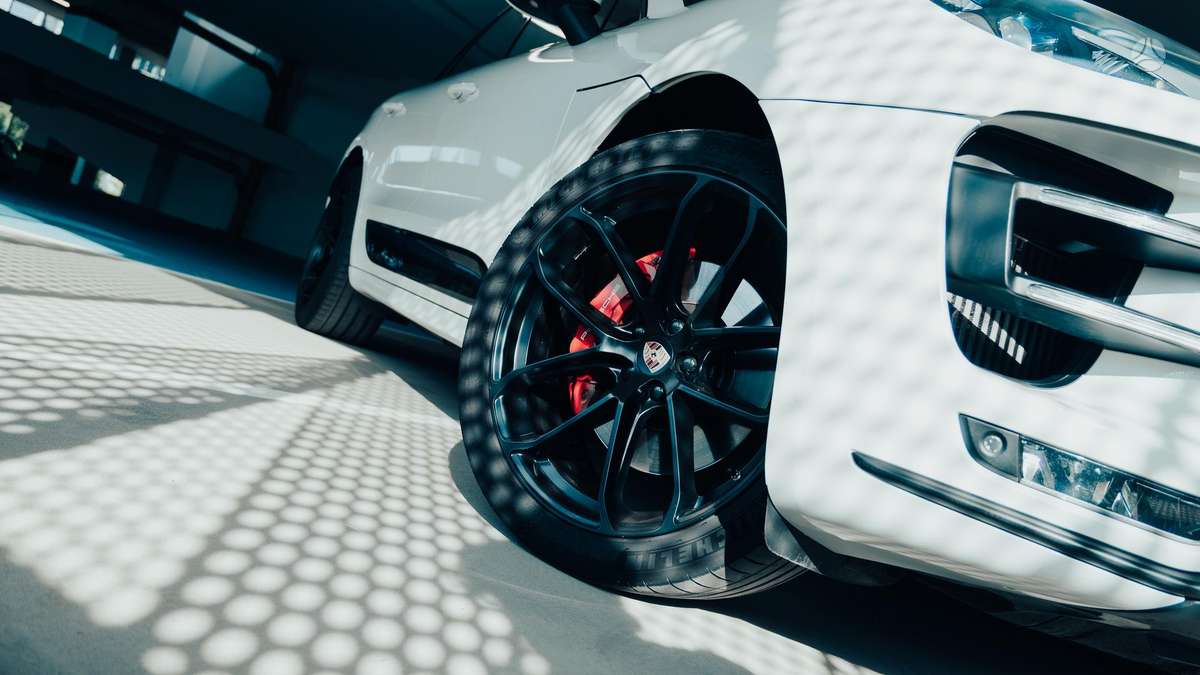 Porsche Macan - 10