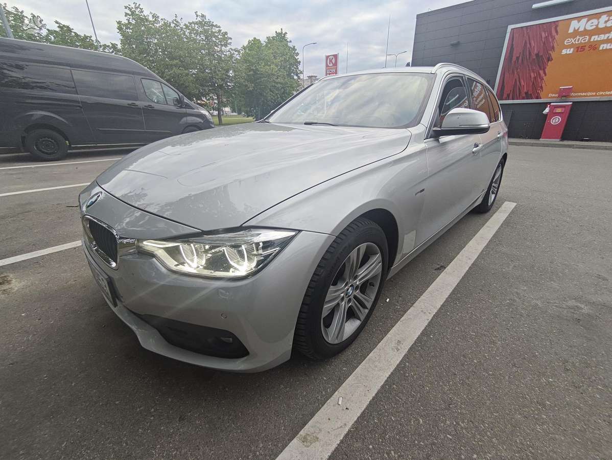 BMW 318, 2.0 l., wagon