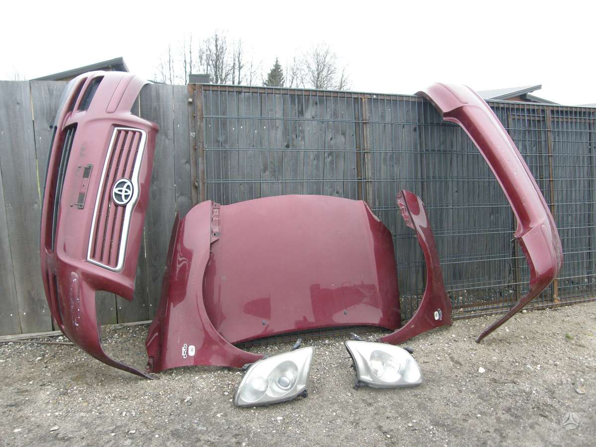 Toyota Avensis Variklis