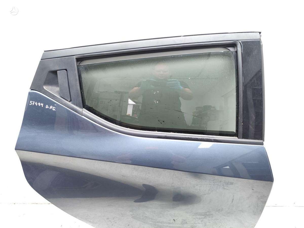 Nissan Micra двери