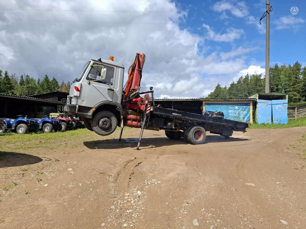 Iveco CARGO, с краном
