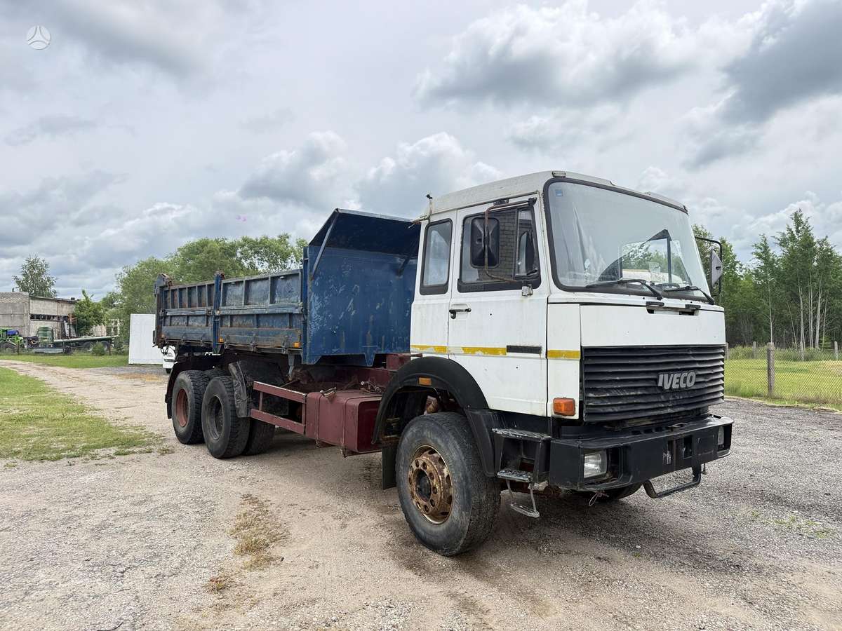 Iveco 330.36 V8!!! WATER COOLING!!!  6x4, самосвалы