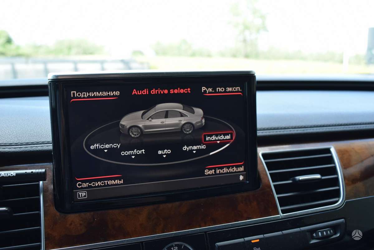 Audi A8, 3.0 l., Седан
