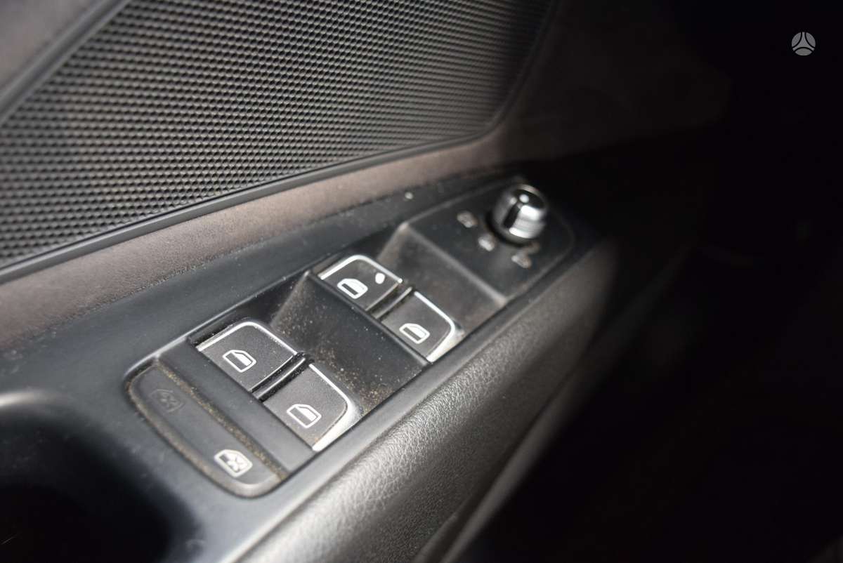 Audi A8, 3.0 l., Седан