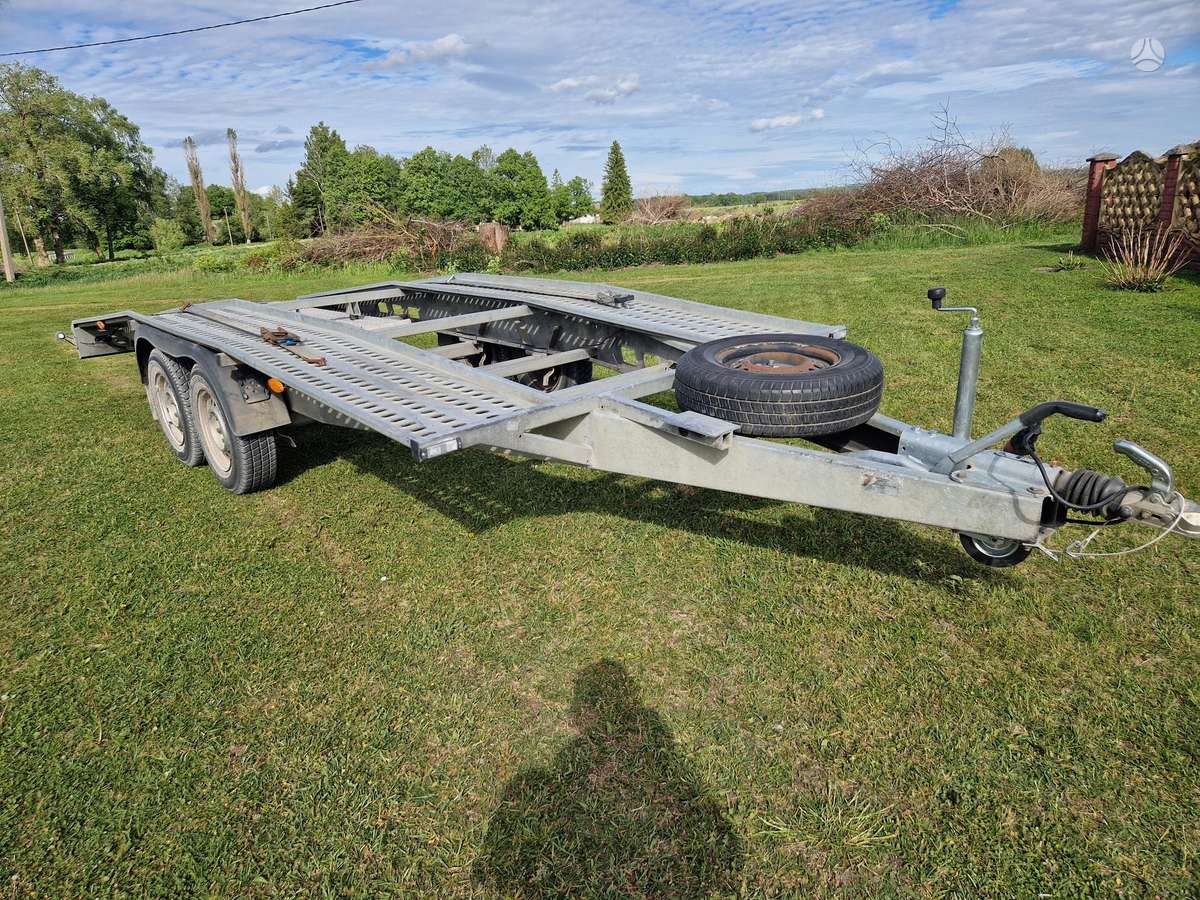 WEEKEND, auto transporter