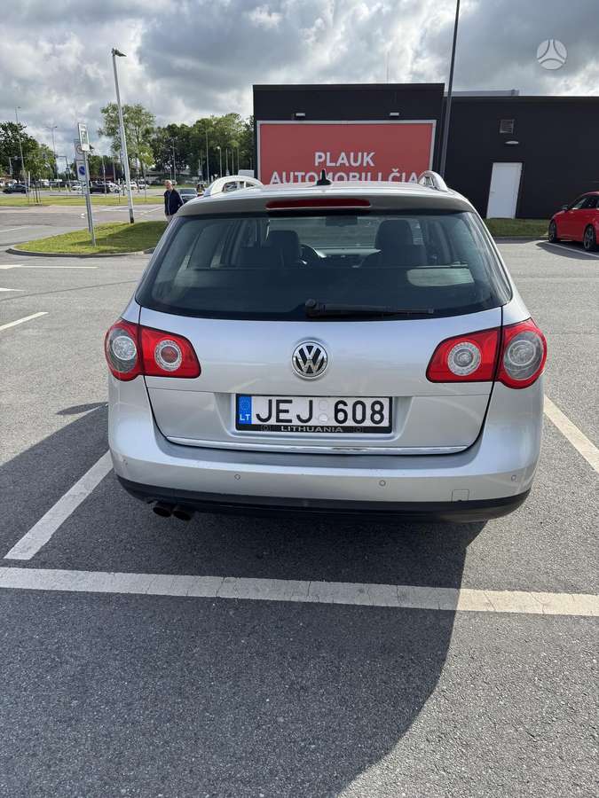 Volkswagen Passat - 6