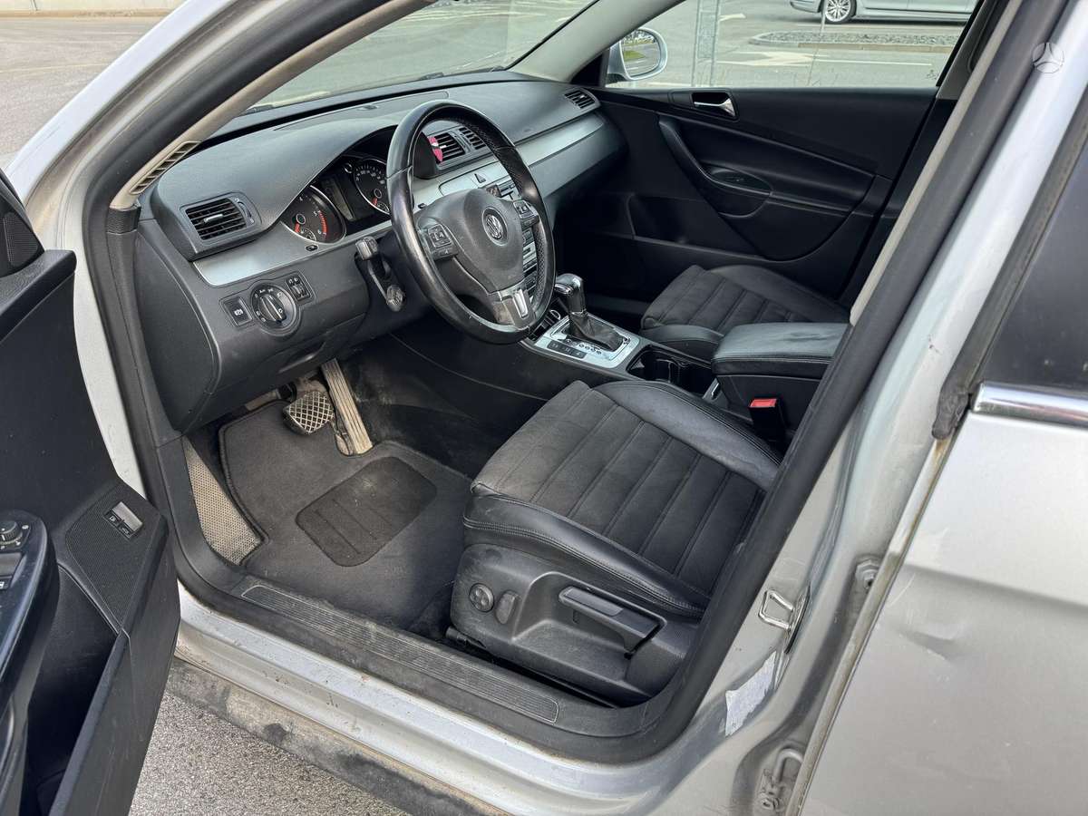 Volkswagen Passat - 10