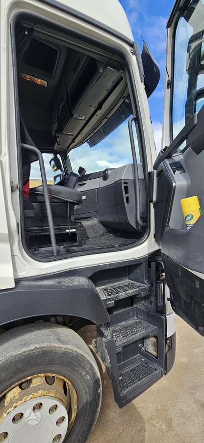 Renault T460, double sleeper