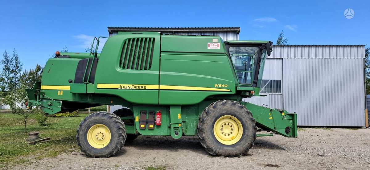 John Deere W540, kombaini