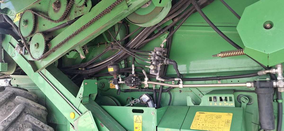 John Deere W540, kombaini