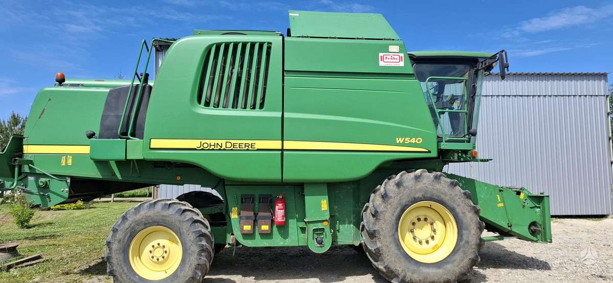 John Deere W540, kombaini