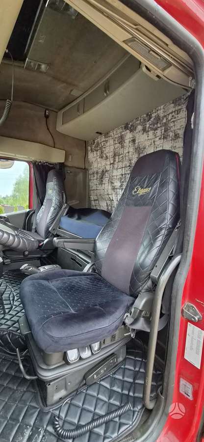 Volvo FH500, double sleeper